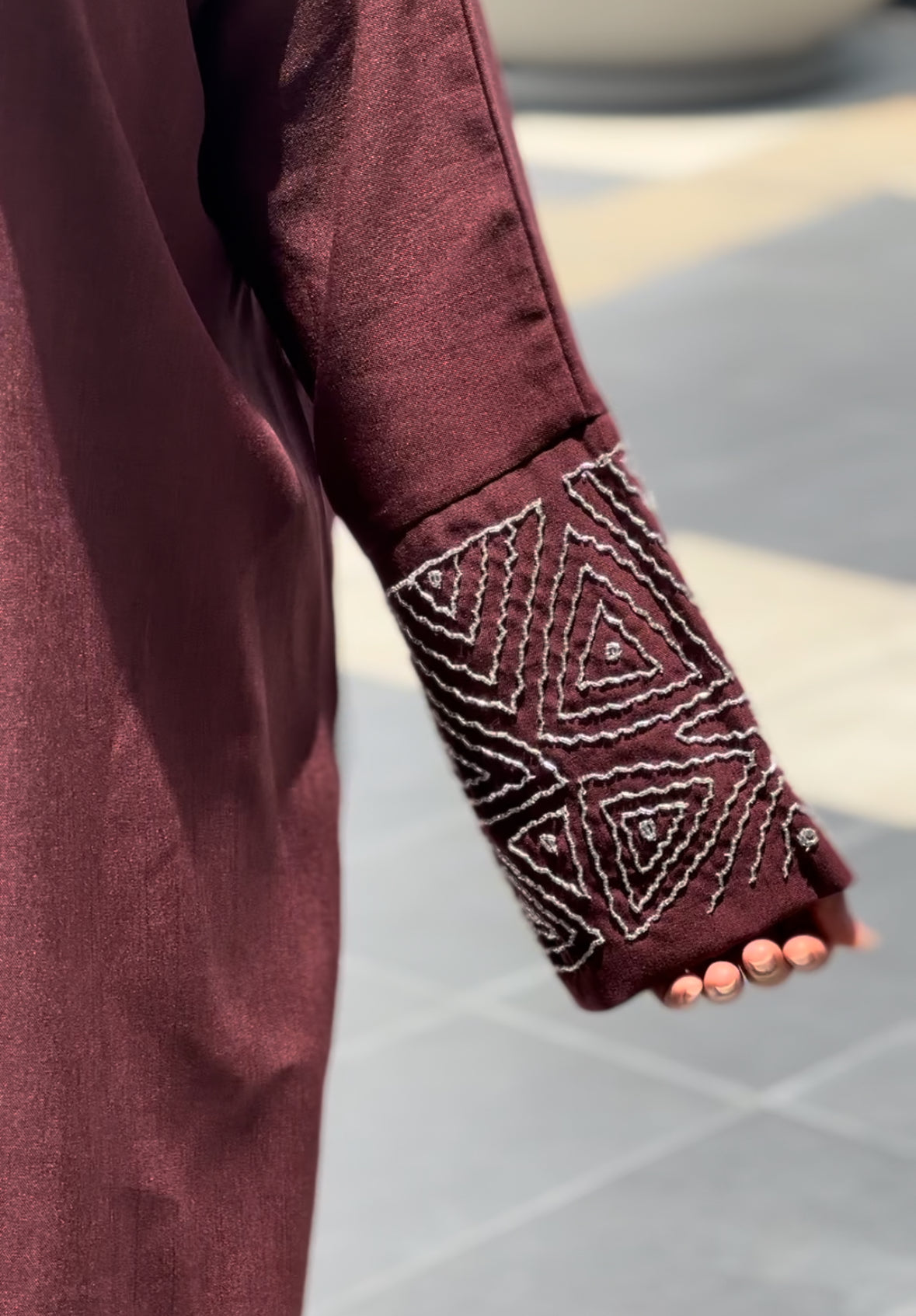 ZAYN's Linen Abaya in BURGUNDY with Beautiful Handwork