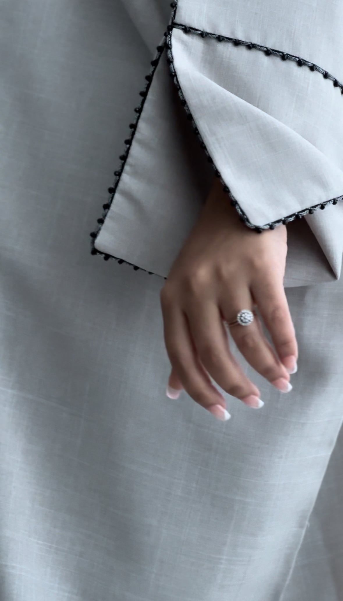 Linen Abaya in color Toupe Beige