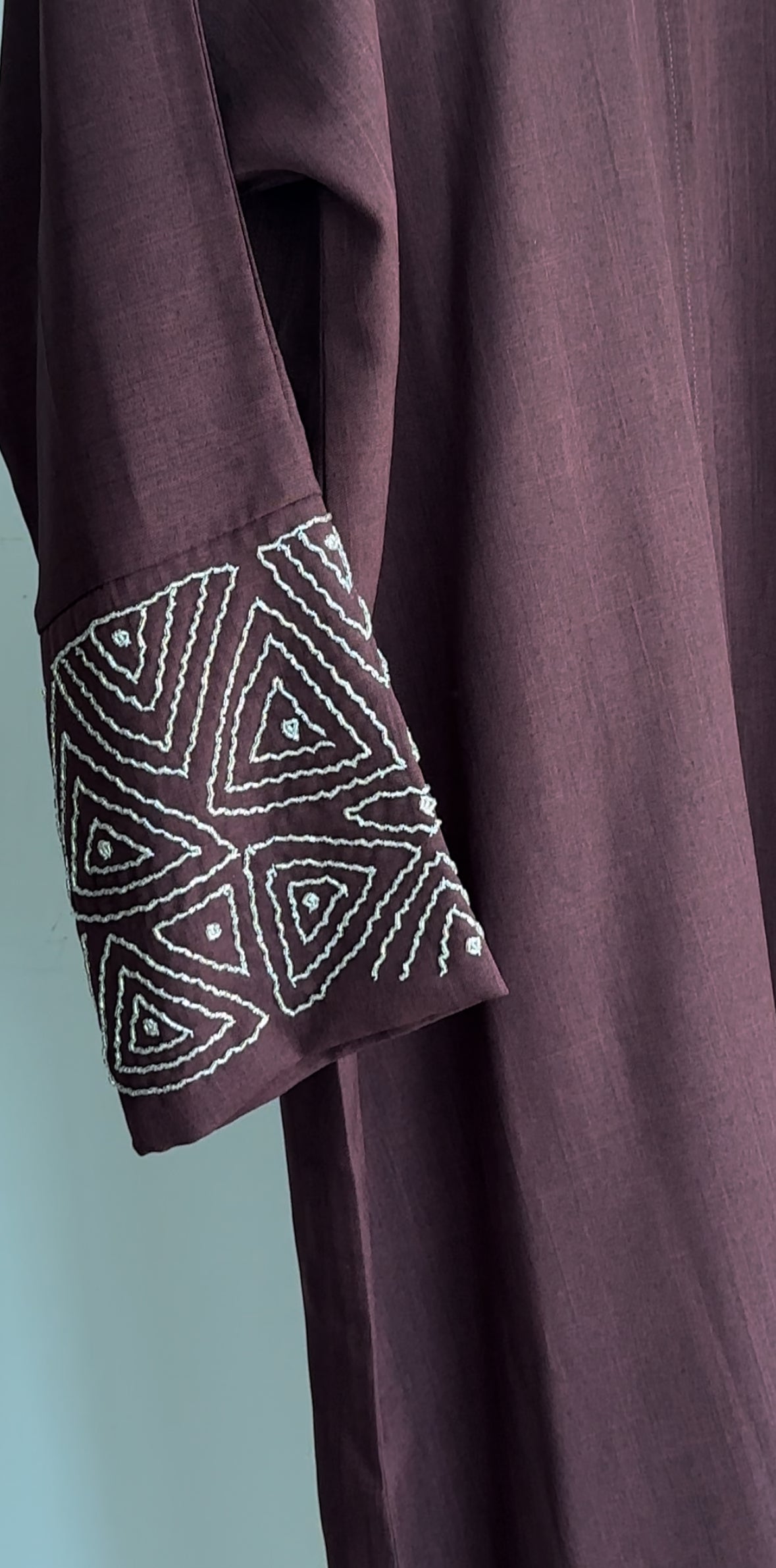 ZAYN's Linen Abaya in BURGUNDY with Beautiful Handwork