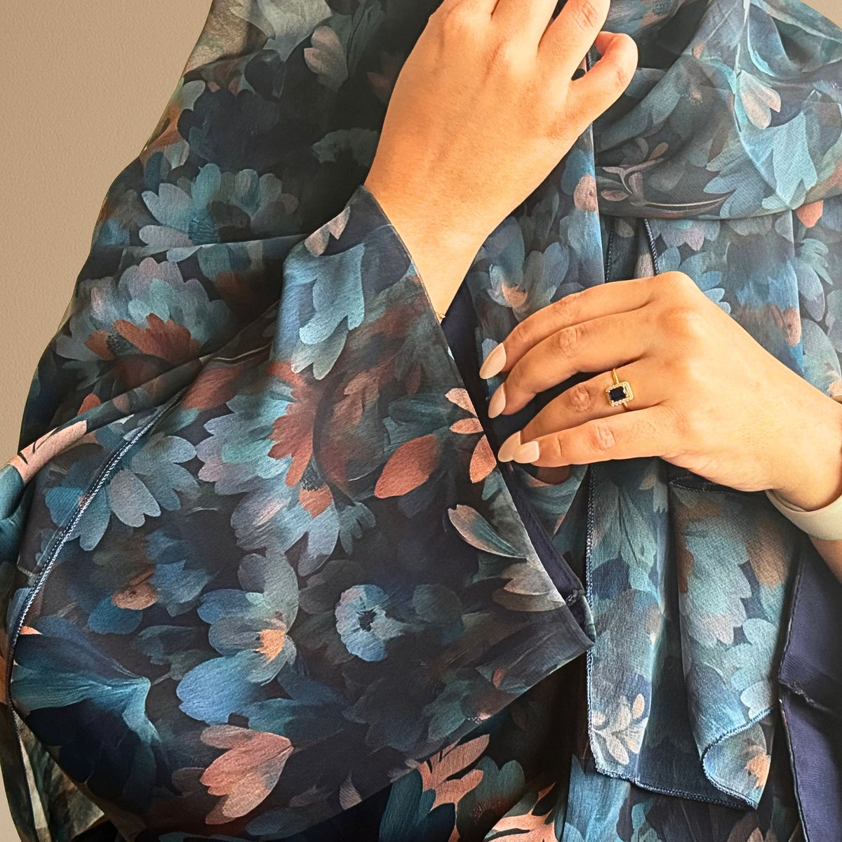 Elegant Floral Abaya - Blue