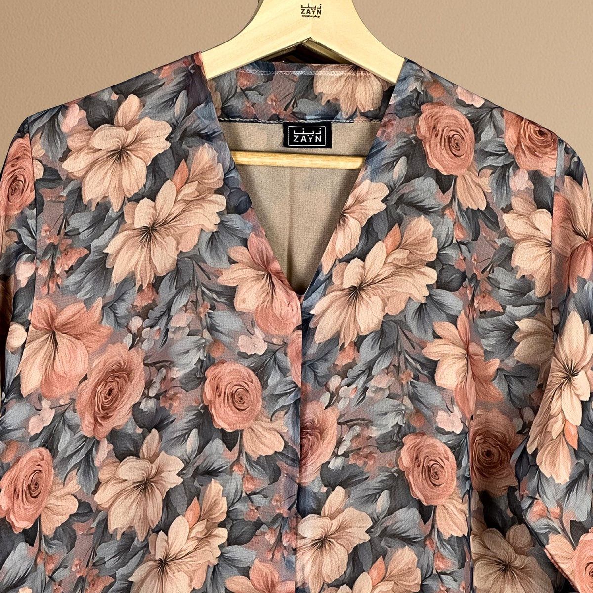 Elegant Floral Abaya - Peach